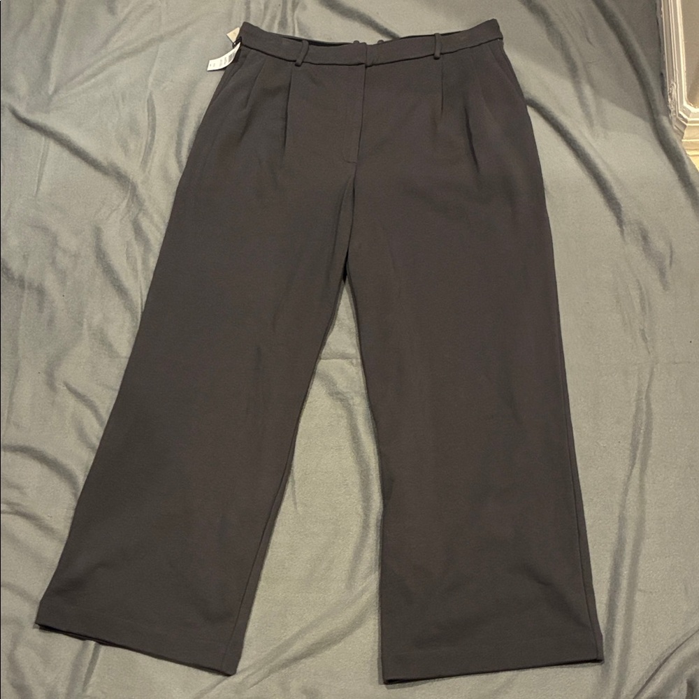The group Babaton Coal Grey sweatpants size xl